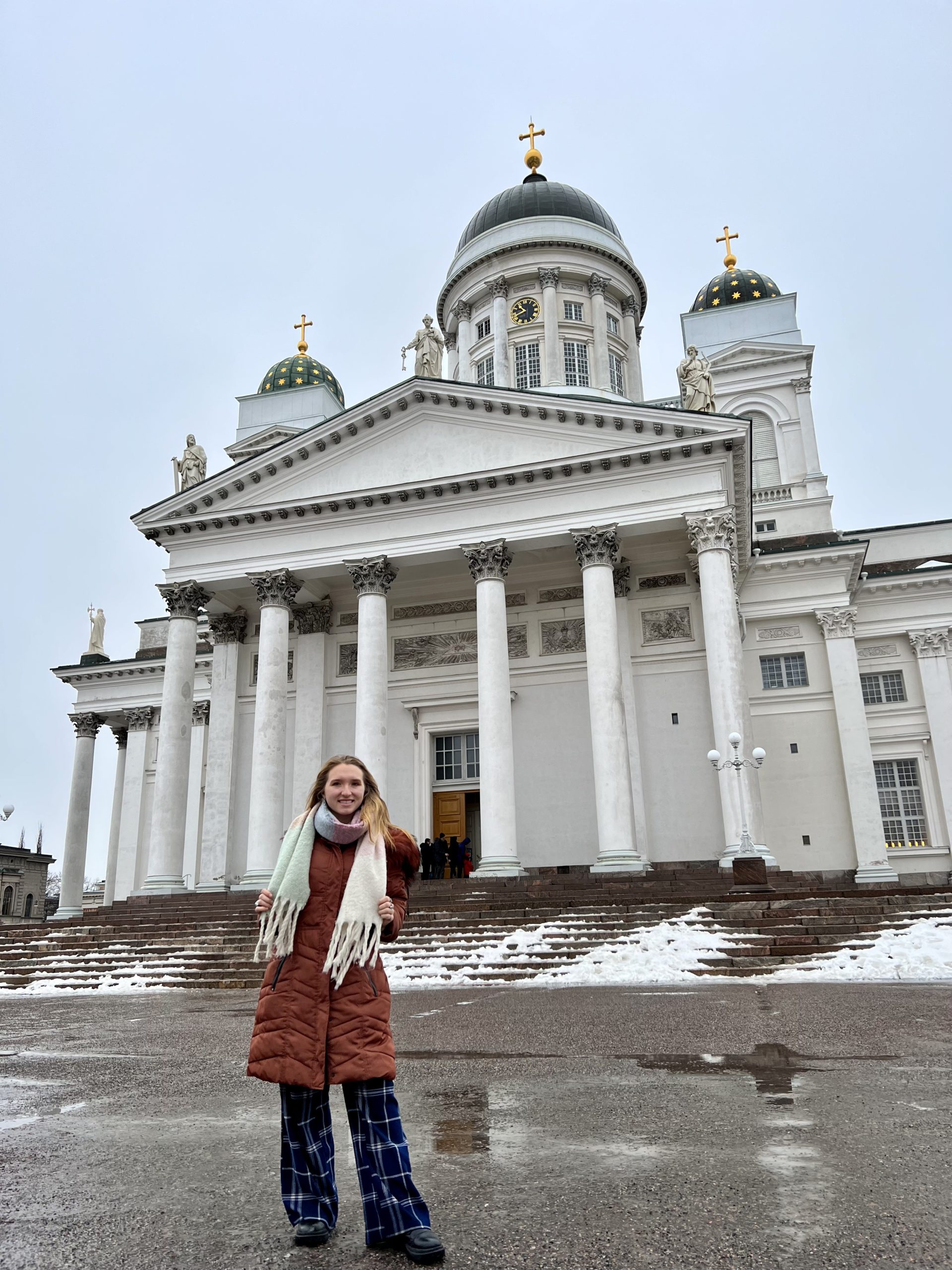 Captivating landscapes and rich cultural heritage of Finland; travel guide to Helsinki.