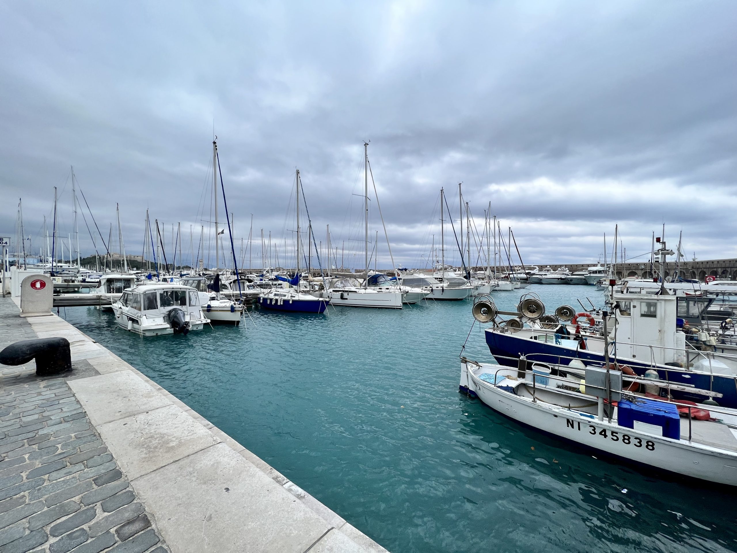 Explore the Captivating Beauty of France - Pictures of Famous Landmarks and Scenic Landscapes. travel guide to Antibes; what to do in Antibes