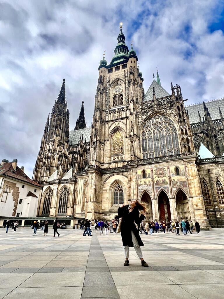 Travel Guide to Prague: Discover the Best Things to Do in the City