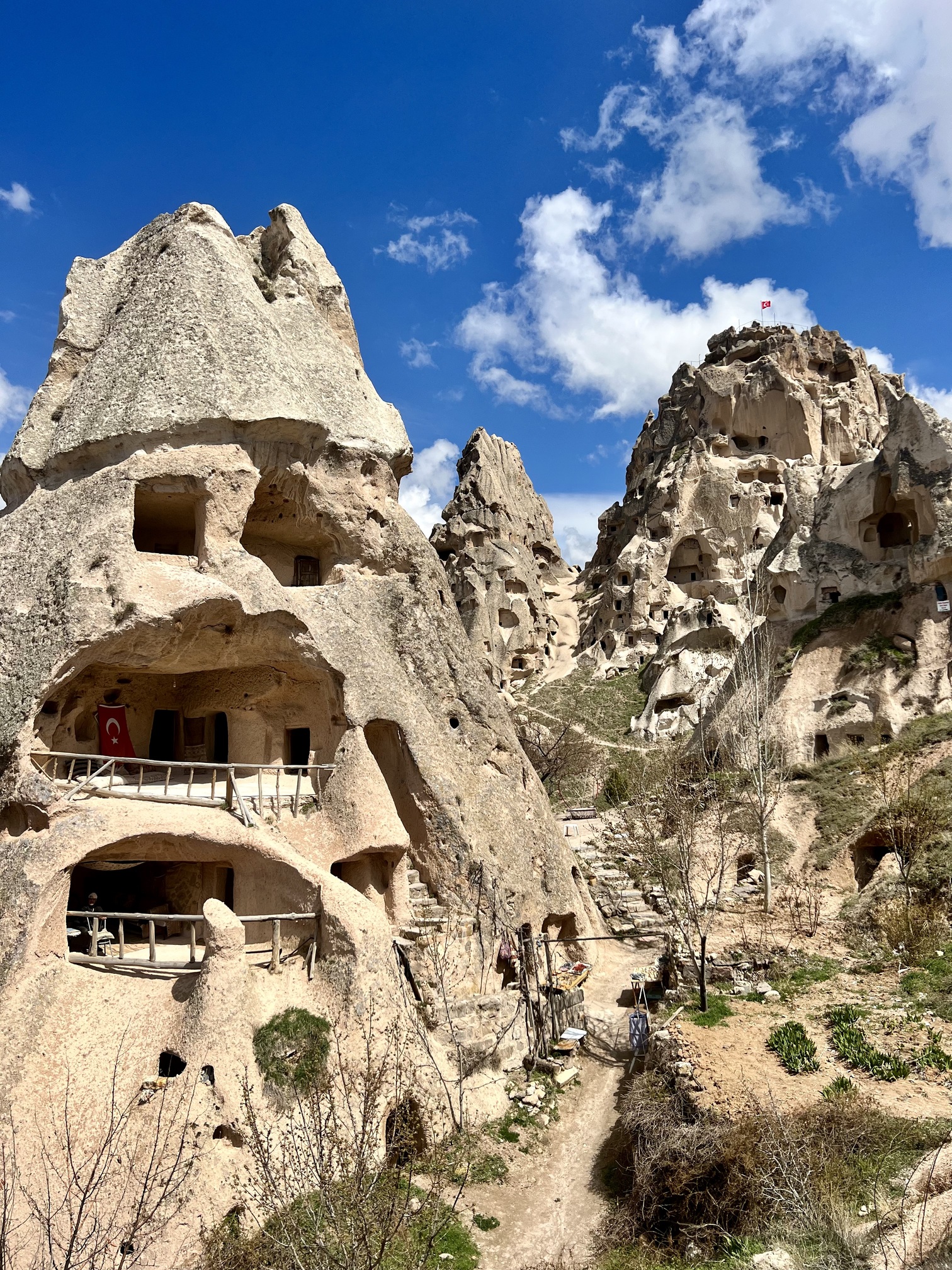 Explore the diverse landscapes and cultural heritage of Turkey in this captivating image showcasing iconic landmarks and natural beauty; travel guide to Cappadocia