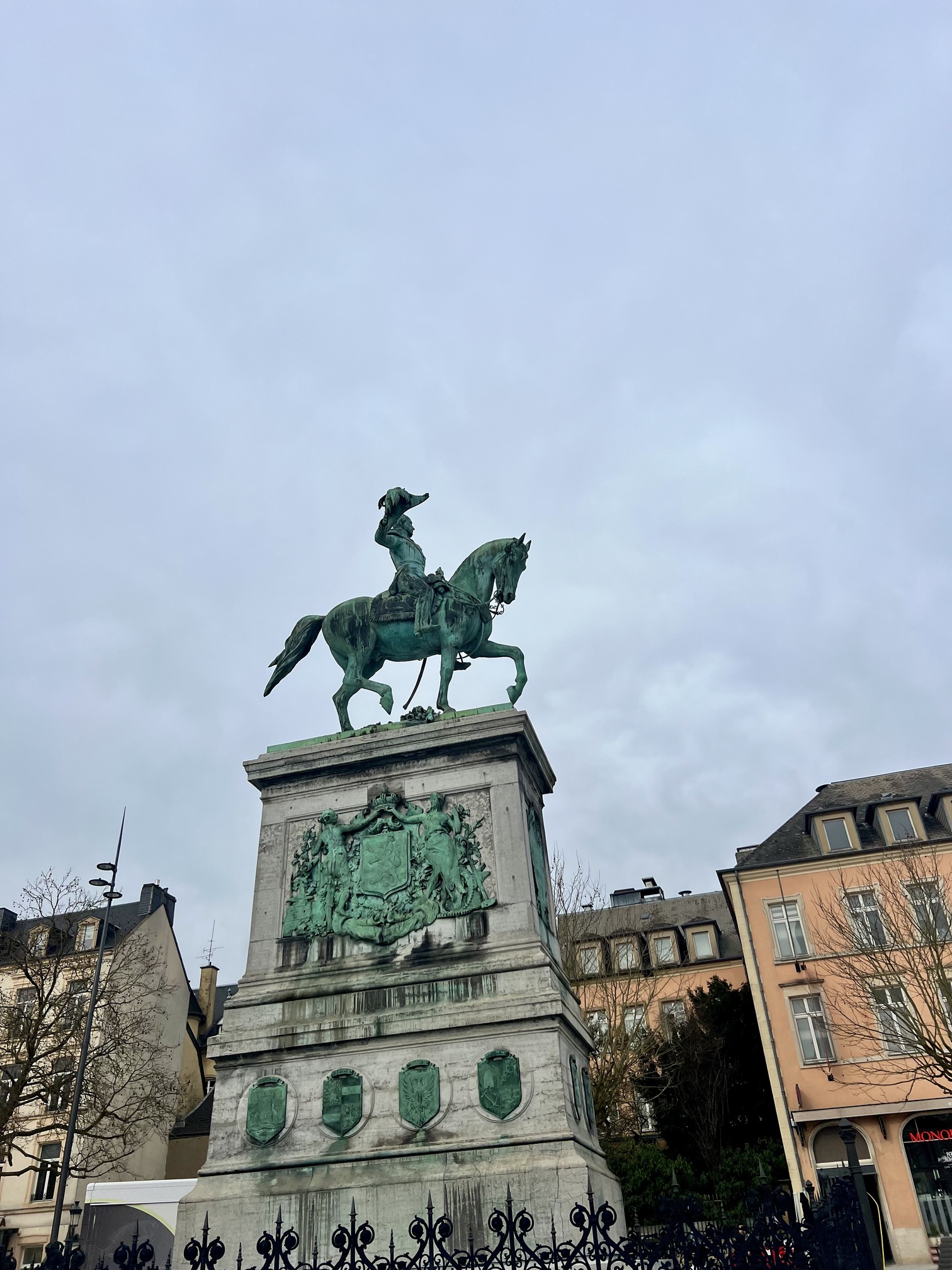 Spectacular view of Luxembourg City skyline with its historic bridges, medieval architecture, and the iconic Casemates du Bock, showcasing the charm and beauty of Luxembourg.