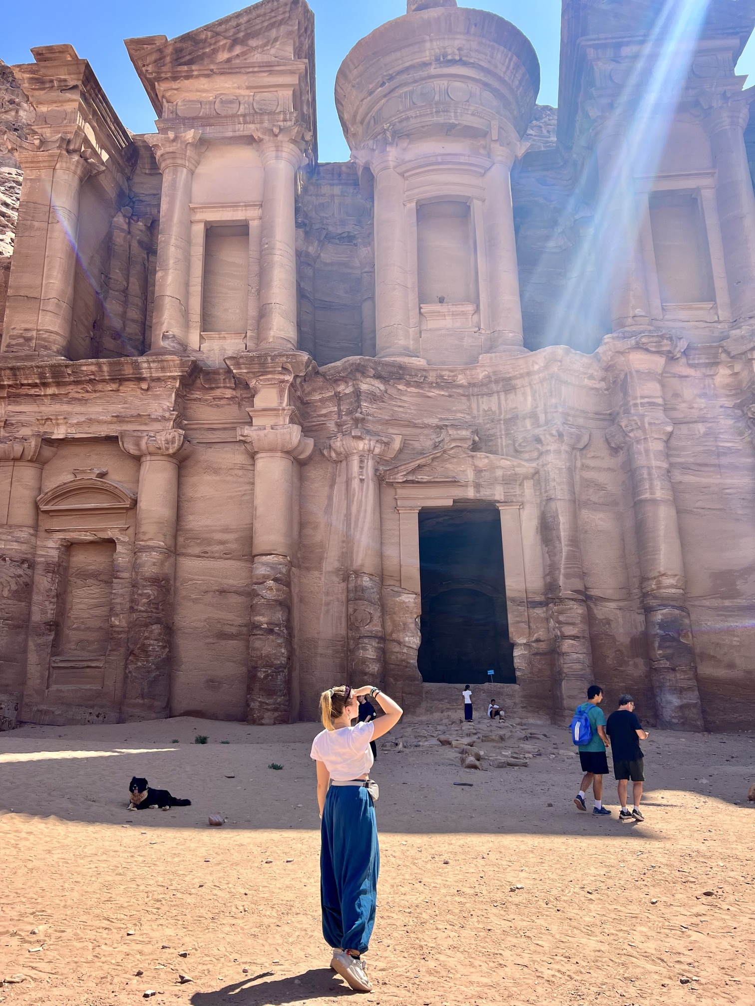 Beautiful landscape of Jordan featuring historic ruins, desert scenery, and unique rock formations. The image highlights Jordan's diverse attractions, including ancient cities, UNESCO World Heritage sites, and stunning natural beauty, making it a popular destination in the Middle East for travelers seeking cultural and outdoor adventures. travel guide to Petra