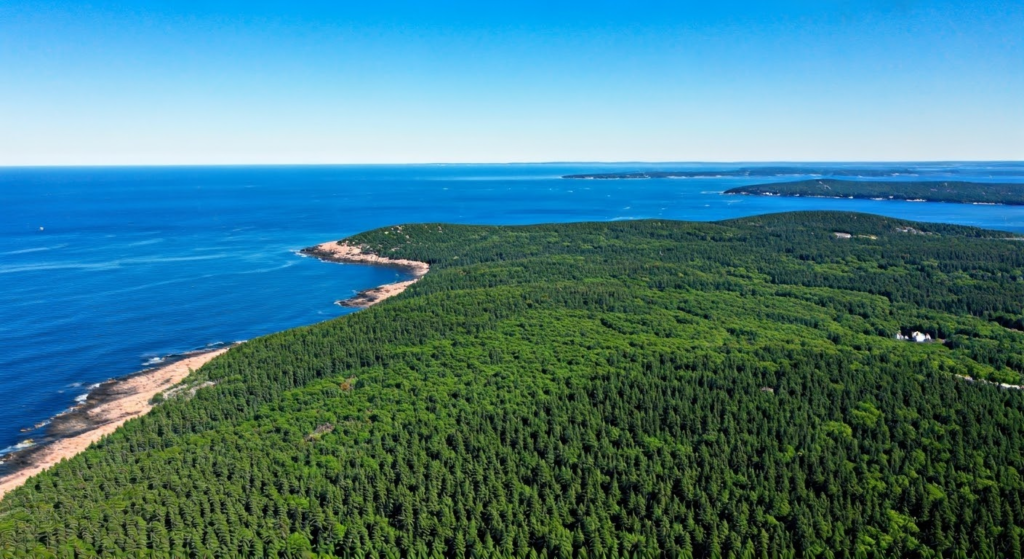 Scenic coastal landscape of Maine featuring rugged cliffs, historic lighthouses, and the Atlantic Ocean. Experience Acadia National Park, Bar Harbor, and Portland’s vibrant waterfront. Perfect for outdoor adventures, lobster dining, and New England road trips. #MaineCoast #AcadiaNationalPark #VisitMaine #NewEnglandTravel #MaineLighthouse; best places to visit in Maine