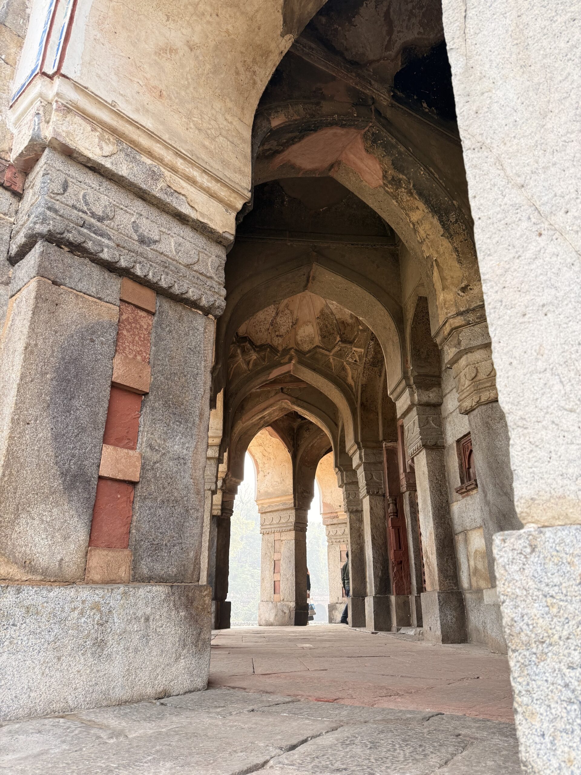 Best places to visit in Delhi, India. Travel guide to India