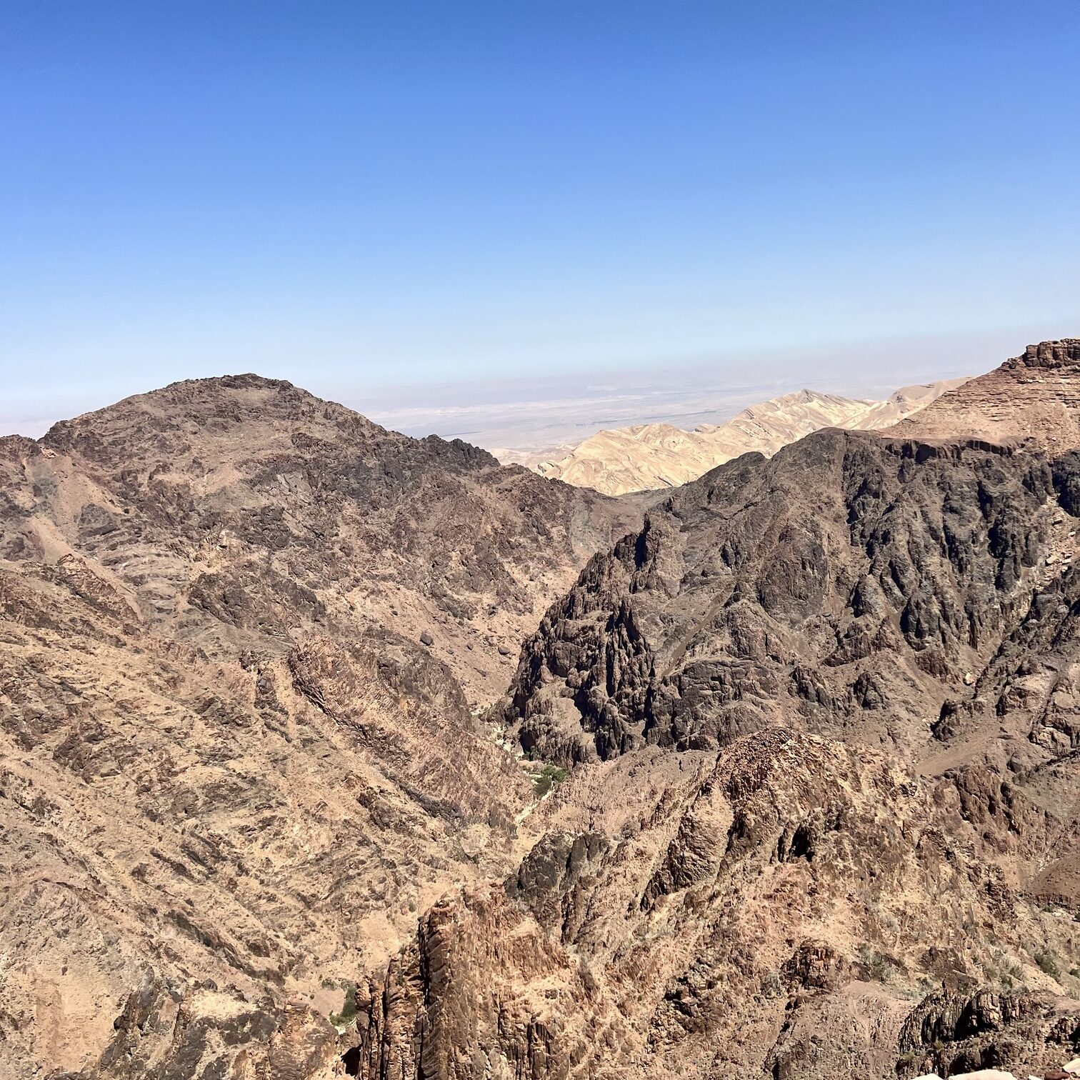 Beautiful landscape of Jordan featuring historic ruins, desert scenery, and unique rock formations. The image highlights Jordan's diverse attractions, including ancient cities, UNESCO World Heritage sites, and stunning natural beauty, making it a popular destination in the Middle East for travelers seeking cultural and outdoor adventures.