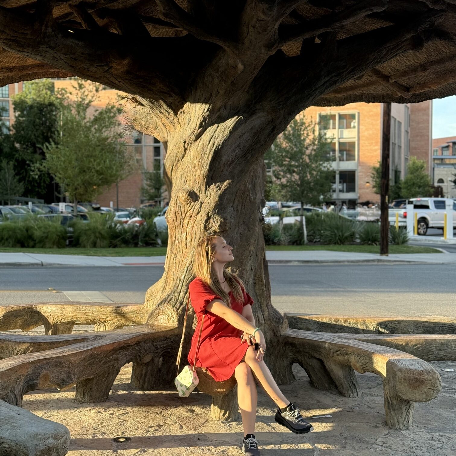 Scenic view of San Antonio River Walk in downtown San Antonio, Texas, featuring vibrant restaurants, historic architecture, and lush greenery — a top travel destination known for the Alamo, Tex-Mex cuisine, and cultural attractions; travel guide to Texas