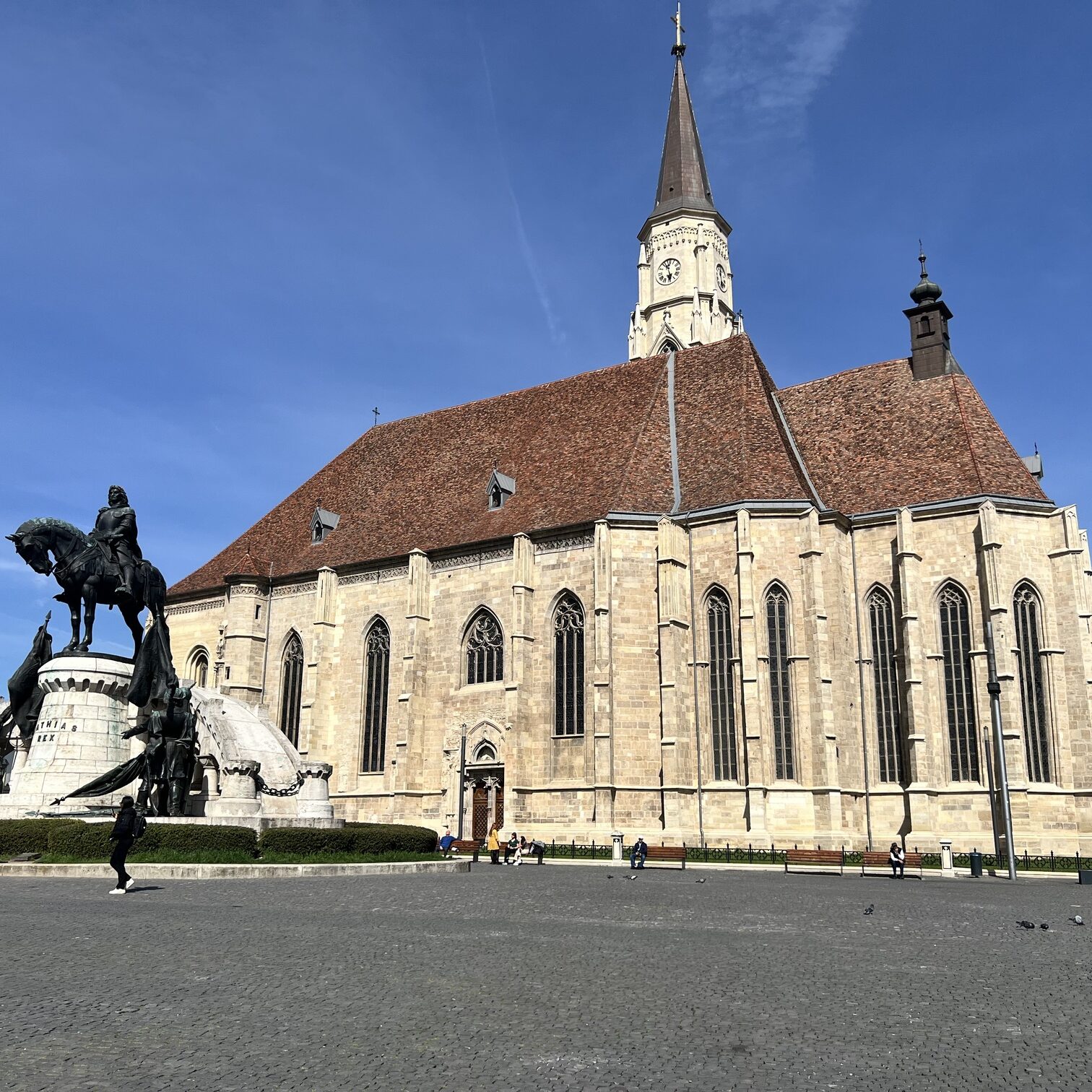 Stunning landscape of Romania featuring medieval castles, rolling Carpathian Mountains, and charming villages with traditional architecture. Explore the rich history of Transylvania, vibrant Bucharest streets, and picturesque countryside. Perfect for travel inspiration and cultural exploration.